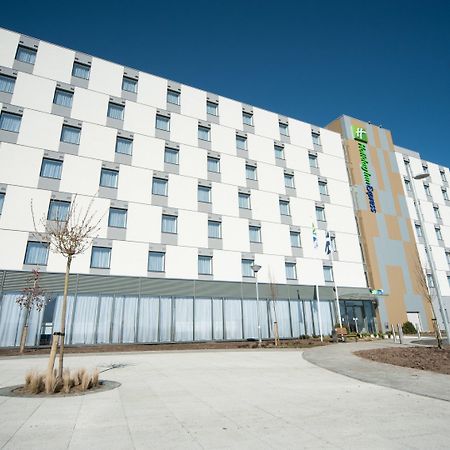Holiday Inn Express Aberdeen Airport By Ihg Dyce Εξωτερικό φωτογραφία