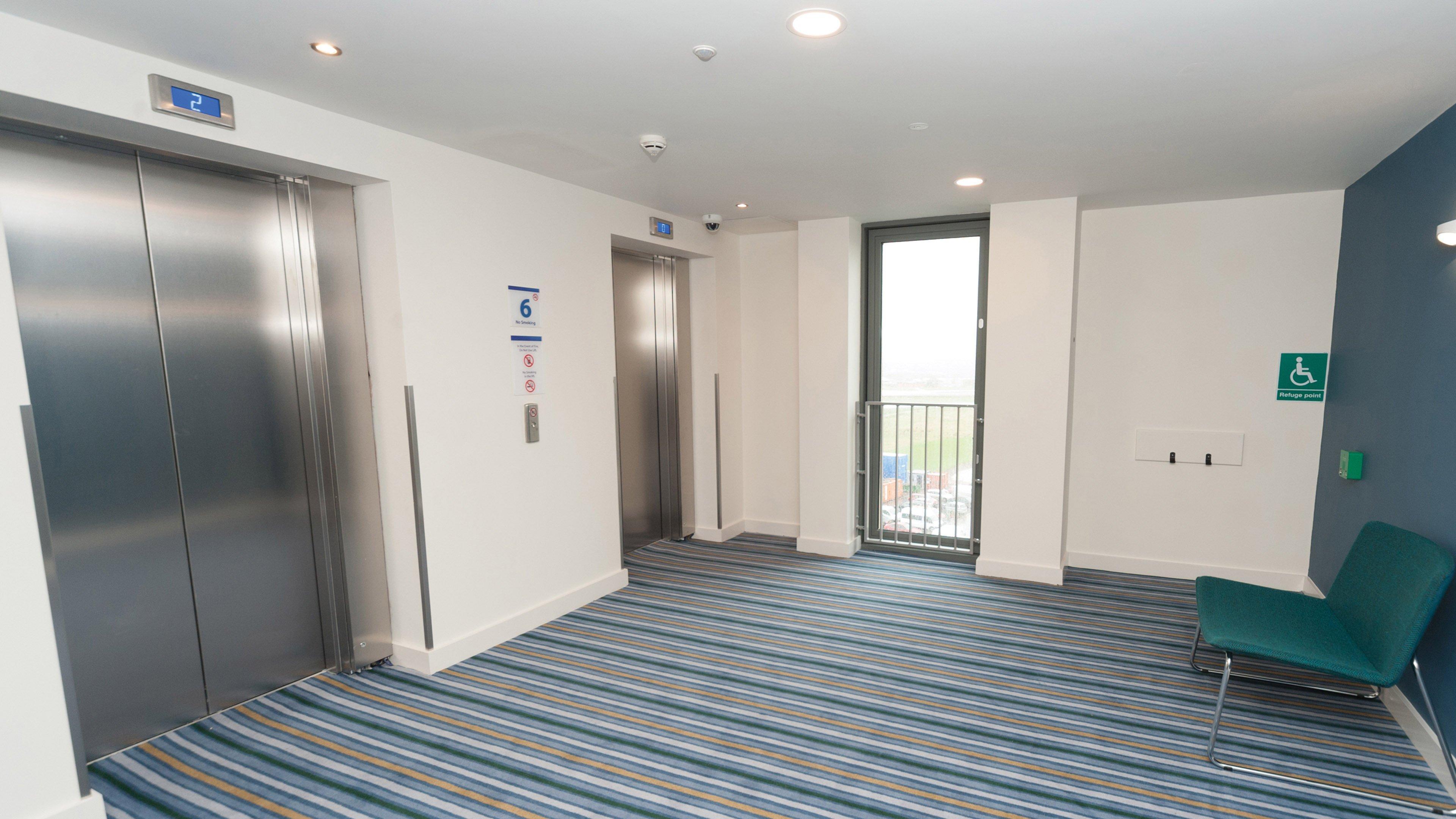 Holiday Inn Express Aberdeen Airport By Ihg Dyce Εξωτερικό φωτογραφία