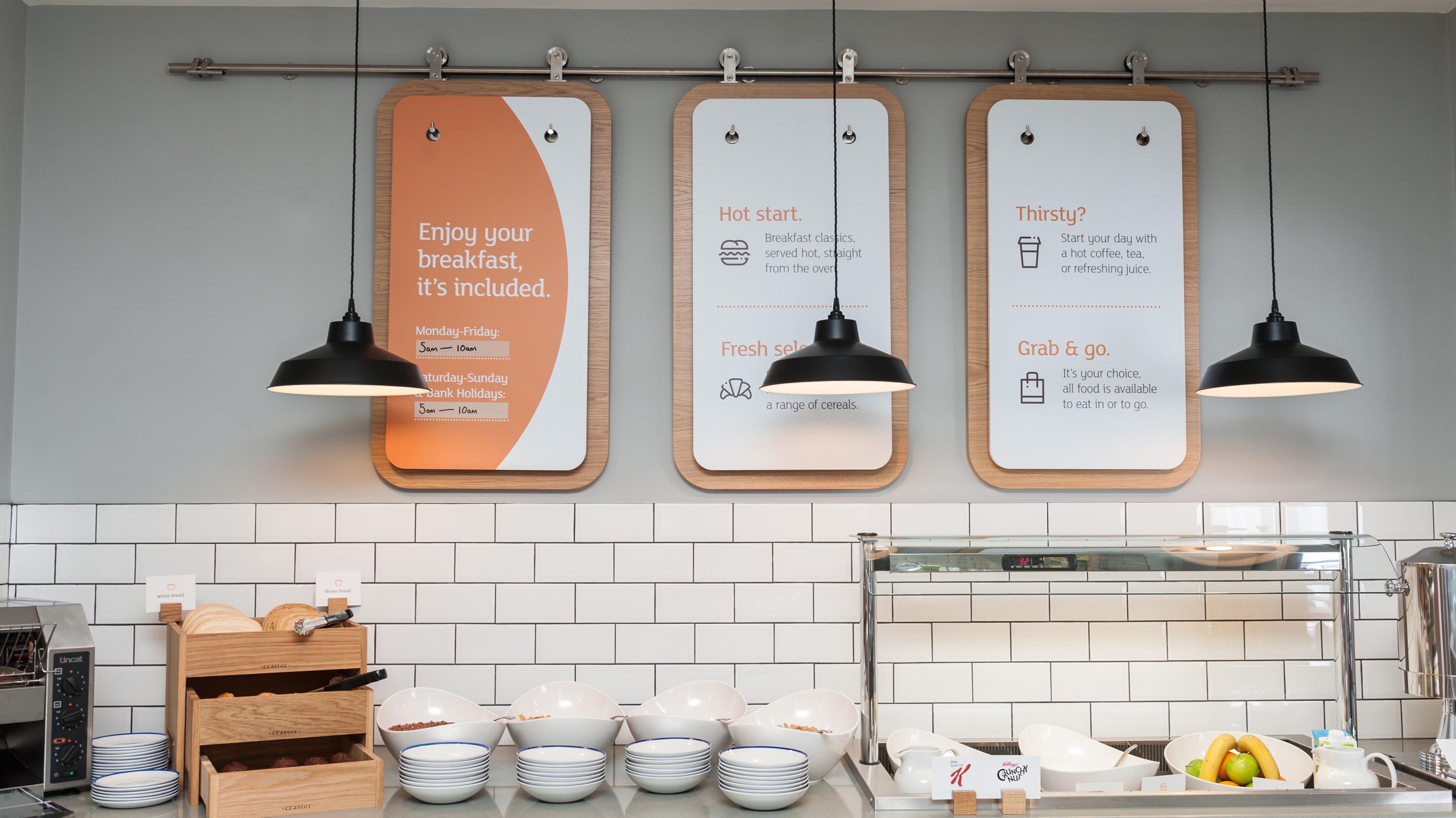 Holiday Inn Express Aberdeen Airport By Ihg Dyce Εξωτερικό φωτογραφία