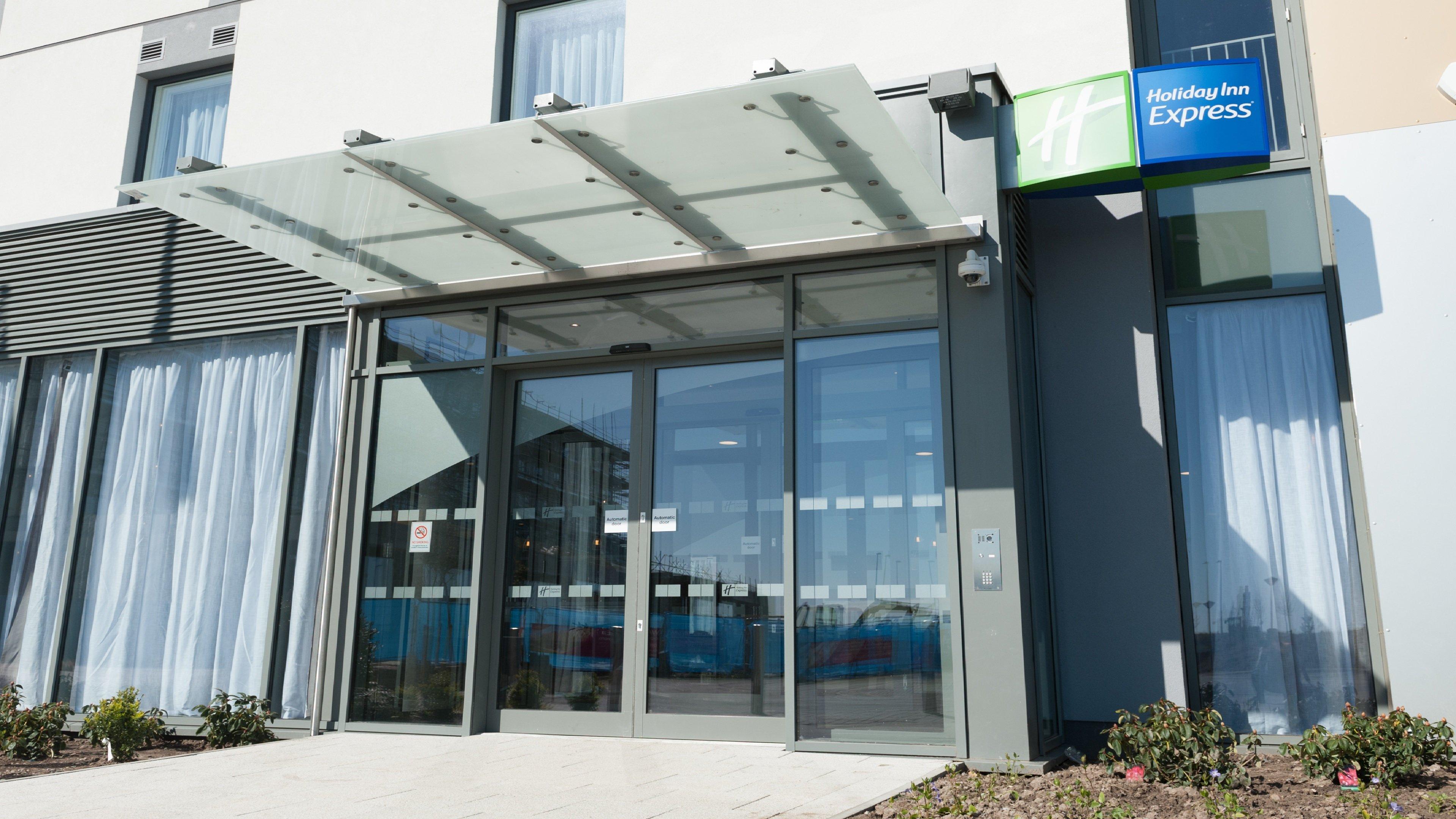Holiday Inn Express Aberdeen Airport By Ihg Dyce Εξωτερικό φωτογραφία