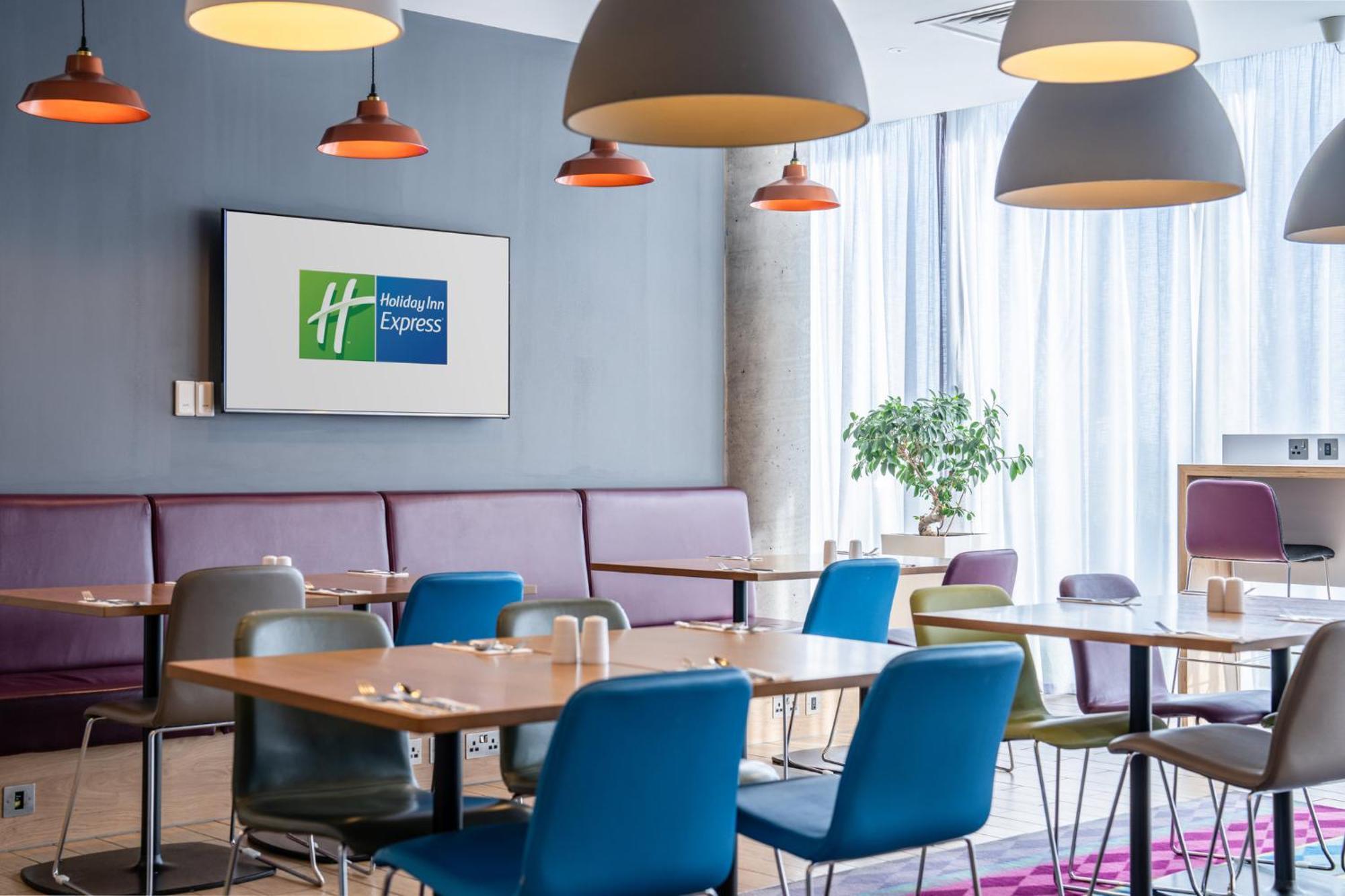 Holiday Inn Express Aberdeen Airport By Ihg Dyce Εξωτερικό φωτογραφία