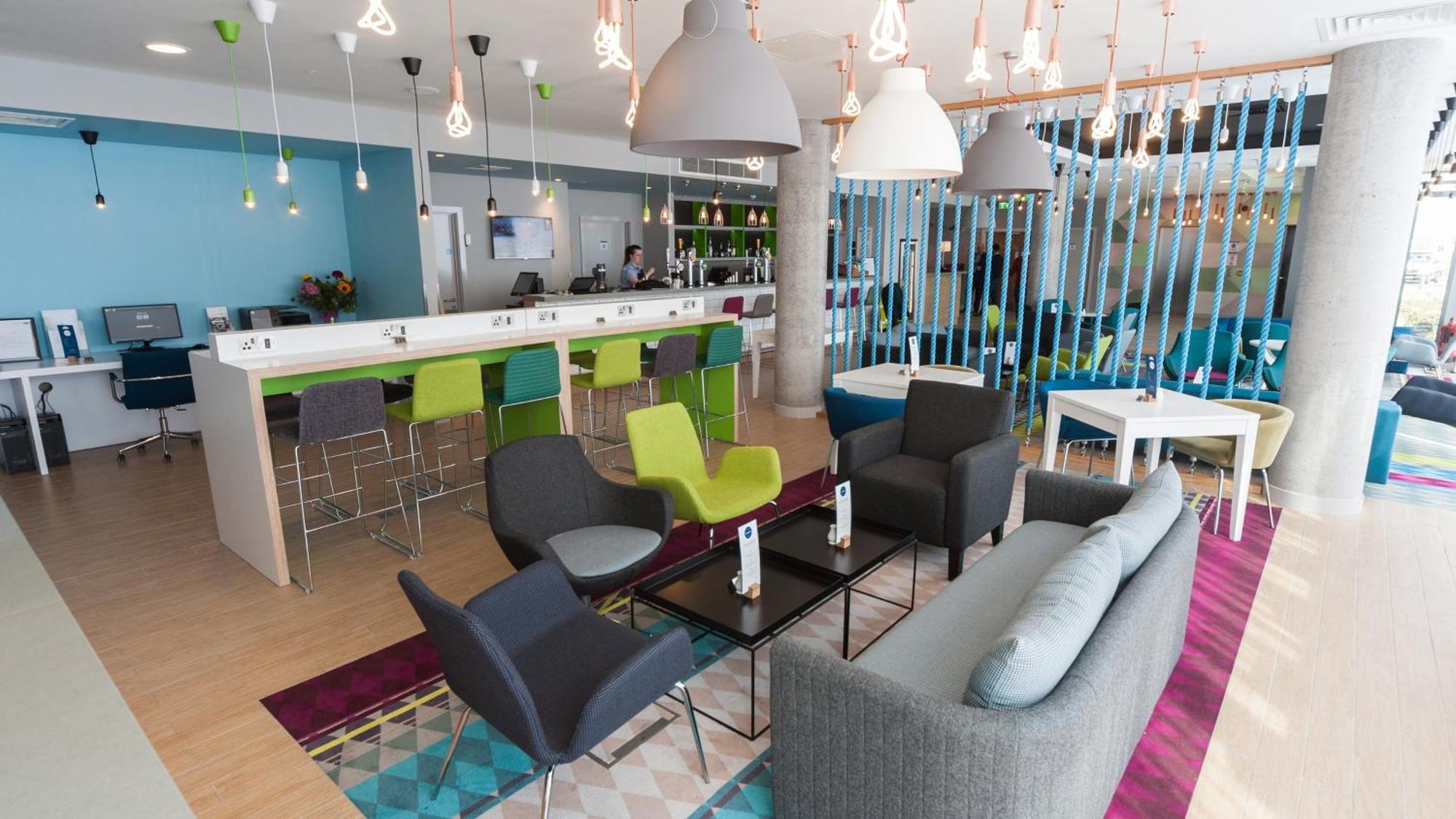 Holiday Inn Express Aberdeen Airport By Ihg Dyce Εξωτερικό φωτογραφία